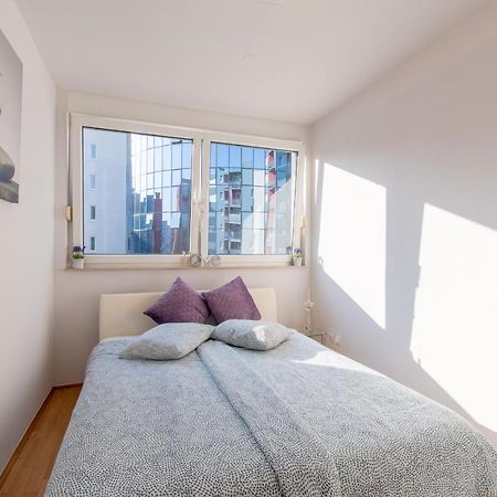 Flexible Selfcheckins 31 - Zagreb - Garage - Loggia - New Apartment Екстериор снимка
