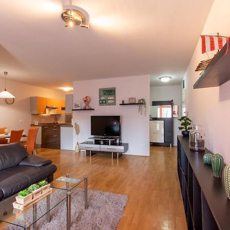 Flexible Selfcheckins 31 - Zagreb - Garage - Loggia - New Apartment Екстериор снимка