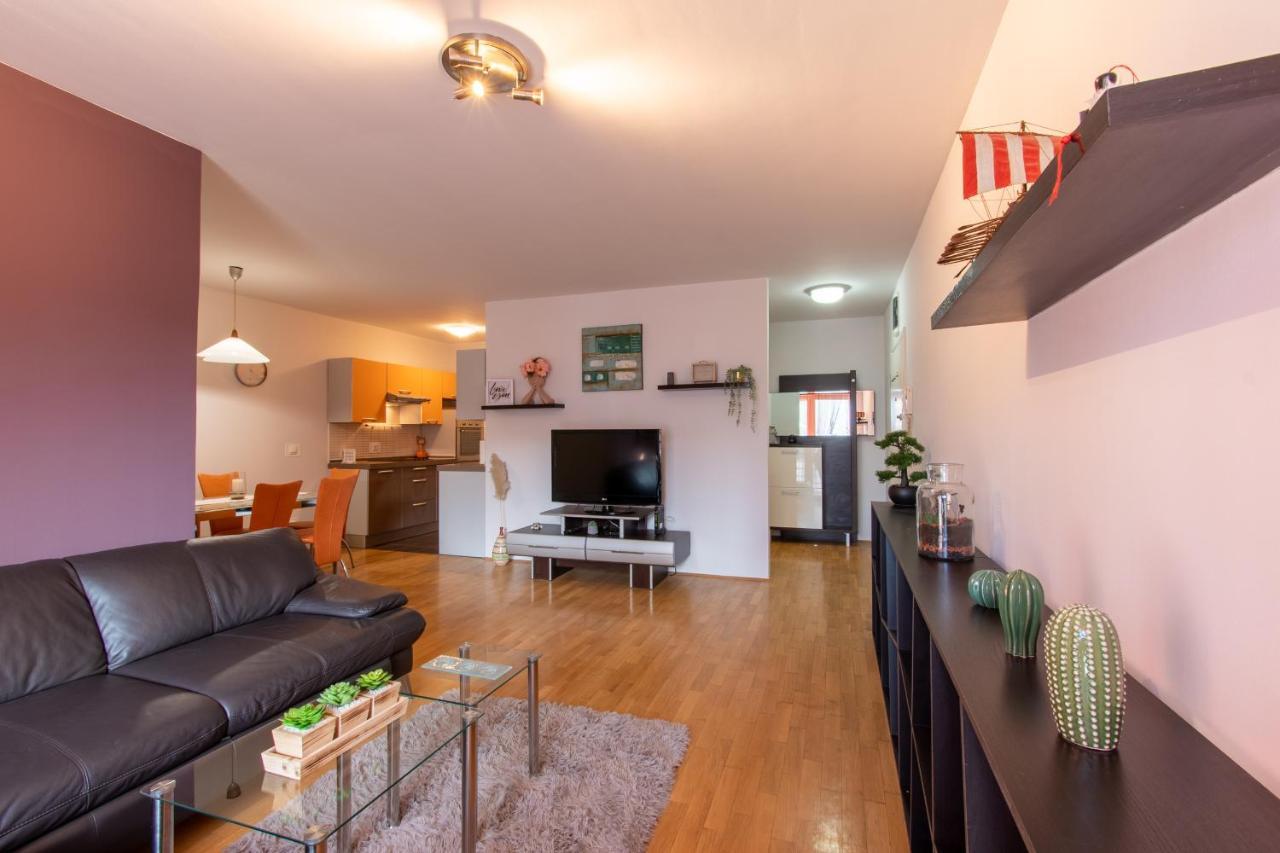 Flexible Selfcheckins 31 - Zagreb - Garage - Loggia - New Apartment Екстериор снимка